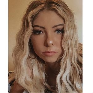 Meet your Posher, Ashlynne